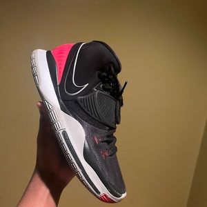 Kyrie 6 “Bred” Colorway